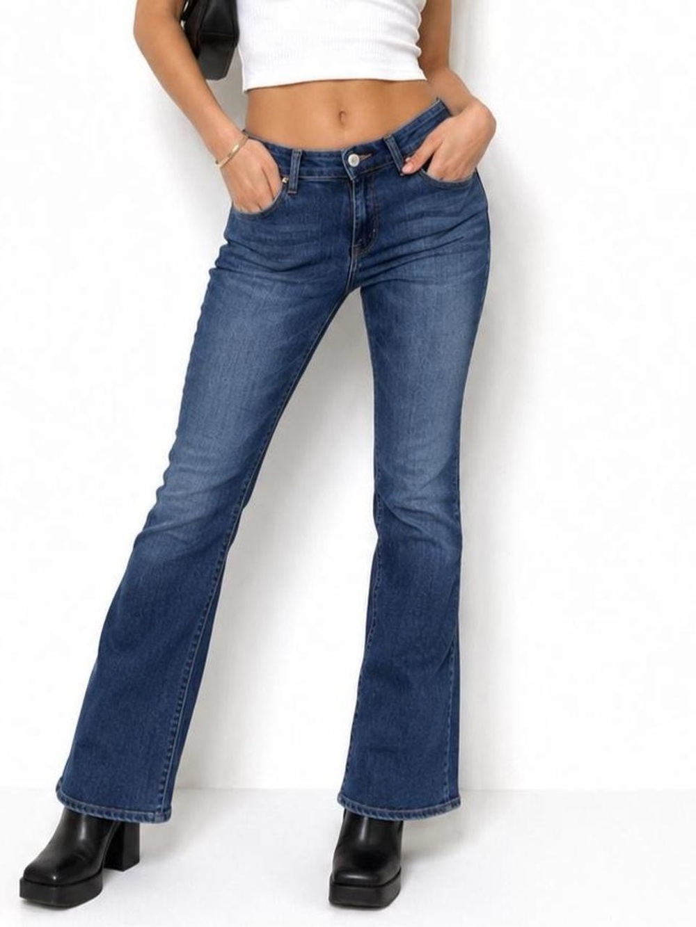 DKNY Jeans Soho Boot Bootcut Denim Women’s Size 2×30 Y2K Mid-Rise